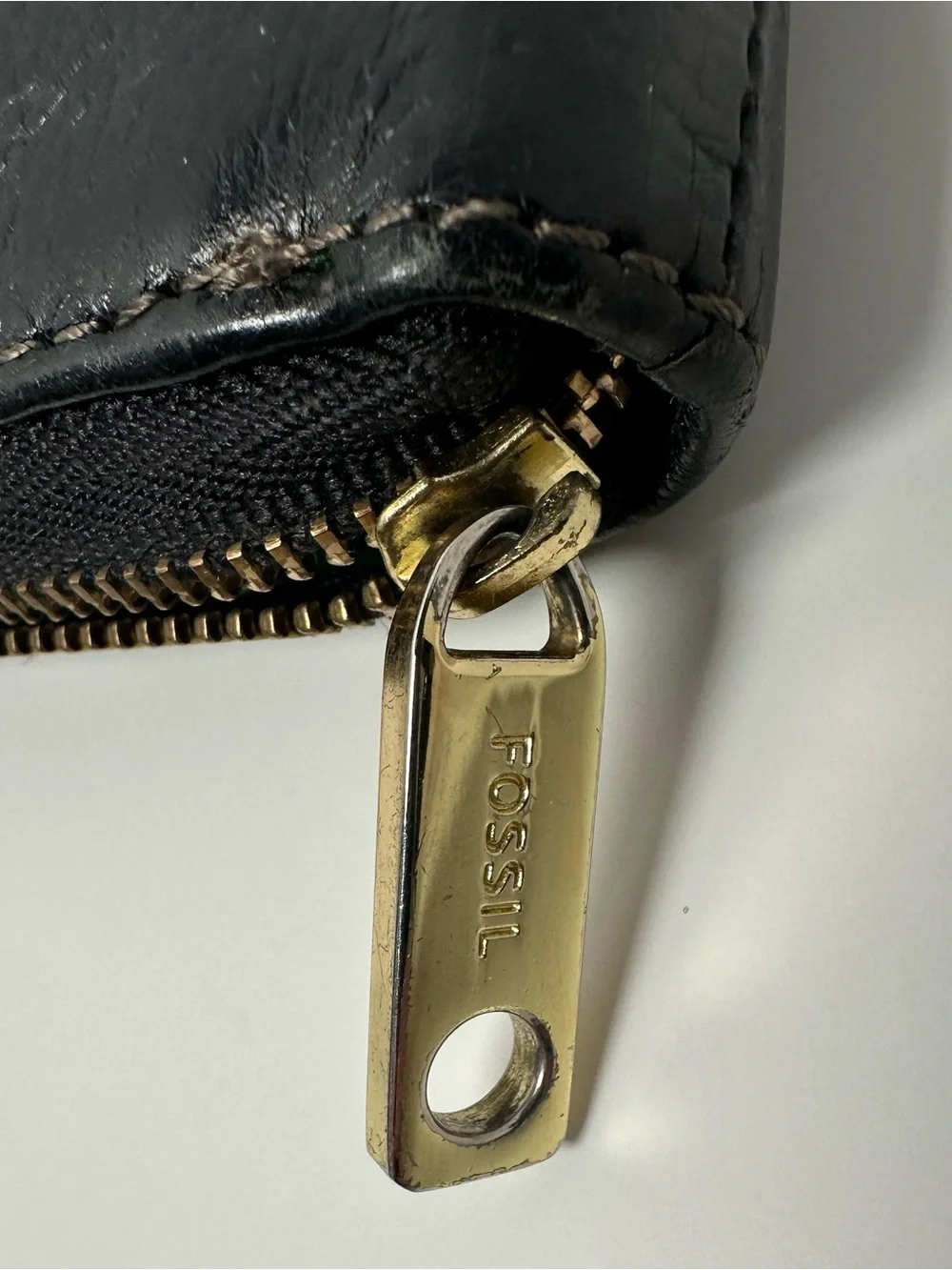 Fossil Black Leather Zip Wallet with Gold Logo Green Inside
